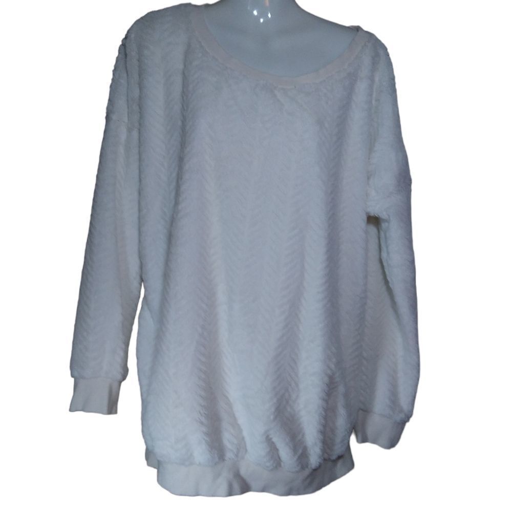 Faux fur long sleeve sweatshirt soft XL